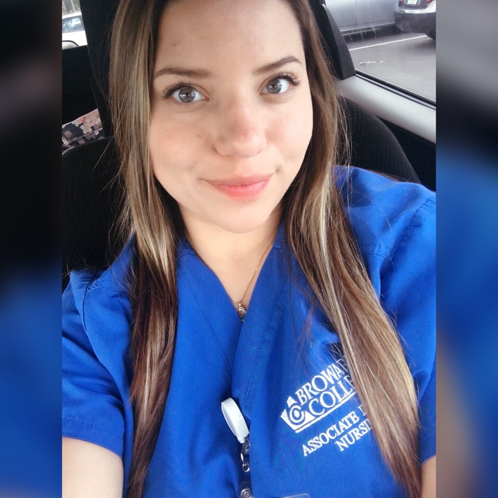 Meet your Posher, Claudia